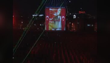 İzmir'de coşkulu kutlama! Dakikalarca alkışladılar