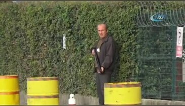 Bursa'da işten atıldığı fabrika önünde pompalı tüfekle eylem yaptı