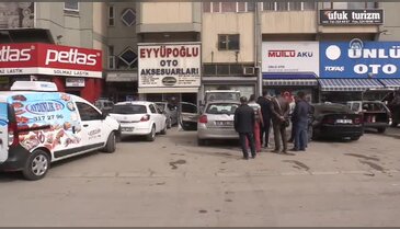 Cam filmi söktürmek isteyenler kuyruk oluşturdu