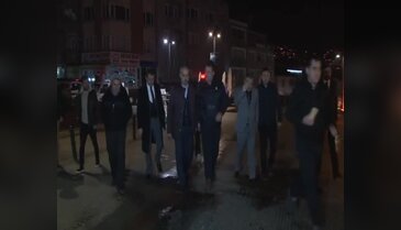 Bursa'nın yeni Başkanı Emirsultan'da dua ederek göreve başladı