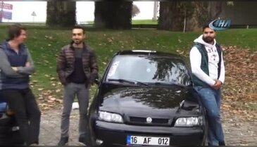 Bursa'da otomobil tutkunları toplandı, cam film yasağını protesto etti