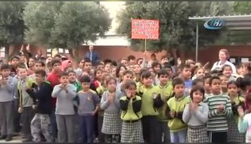 Bursa'da minik eller çevre için iş başında