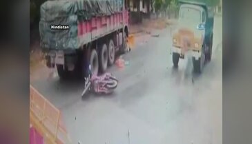 Kamyonun altında kaldı!