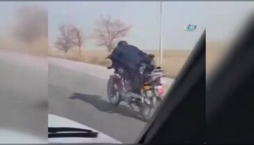 Motosiklet üzerinde yapmadığı kalmadı