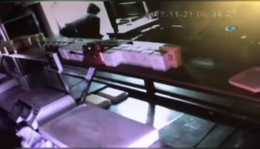 Kasap dükkanından hırsızlık kamerada