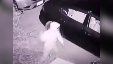Hırsızın attığı taş başını yardı