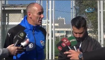 Bursaspor Teknik Direktörü Le Guen, transfer önceliğini açıkladı!
