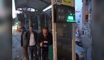 Bursa'da görme engellilere akıllı durak!