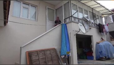 Bursa'da bankaya girerken ayakkabısını çıkarmıştı o anları anlattı
