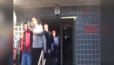Cezaevine muhabbet kuşunu da alıp gitti!