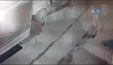 Bursa'da tavuk hırsızı kamerada
