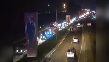 Anne ile kızı aynı kaderi yaşadı! Yola savruldular...