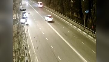 Yolcu camdan fırlayıp yola düştü