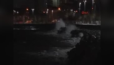 Bursa'da deniz ulaşımına lodos engeli!