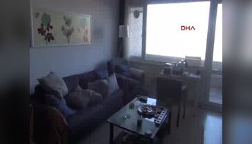 Ünlü yönetmen evinde vahşice öldürüldü