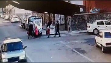 Suriyeli hamile kadına çocuklarının yanında taciz!
