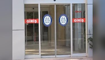 Bursa Uludağ Üniversitesi'nde 900'üncü böbrek nakli yapıldı! Annesine böbreğini verdi