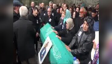 Ünlü söz yazarı son yolculuğuna uğurlandı