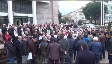 İzmir'de öğretmenin öldürülmesine Bursa'da protesto