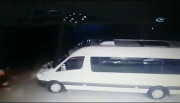 Minibüs çarptığı şahıs ağır yaralandı