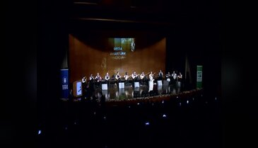 Duayen sanatçıya Bursa'da kabak sürprizi