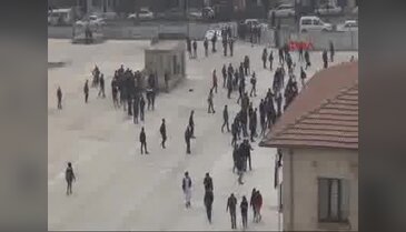Şanlıurfa'da liseliler birbirine girdi!