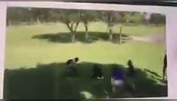 Müslüman genç kızı feci dayak! İşte sebebi...