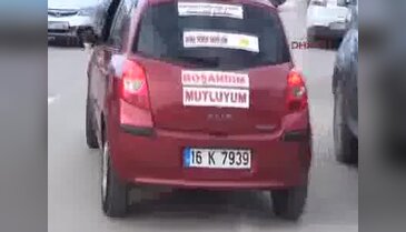 Bursa'da boşanınca otomobiline 'Mutluyum' yazdırıp, mangal partisi düzenledi