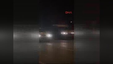 Bursa'da seyir halindeki otomobil alev aldı