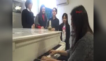 Piyano dahilerinin Bursa'daki avcısı Elena Çekiç