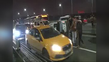 Haliç Köprüsü'nde kaza: 1 yaralı