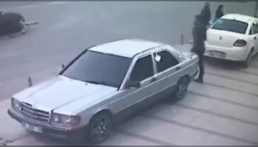 İzmir Şoförler Odası'na taşlı saldırı