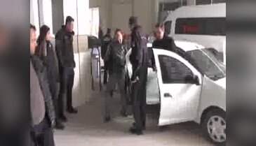 Kan donduran detaylar! Önce annesinin ayaklarını öptü...