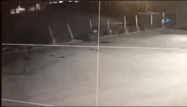 Pişkin hırsız kameraya el salladı