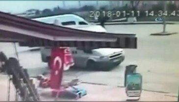 7 öğrencinin yaralandığı kaza kamerada