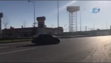 Bursa'da trafikte tehlikeli hareketler yaptı, o anları arkadaşına kaydettirdi