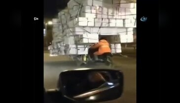 Kamyon değil motosiklet!