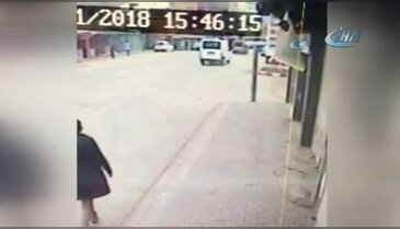 Reyhanlı'ya roketli saldırı kamerada