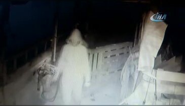 Bursa'da kar maskeli jeneratör hırsızları kamerada