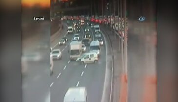 TEM Otoyolunda yürekleri ağza getiren kaza