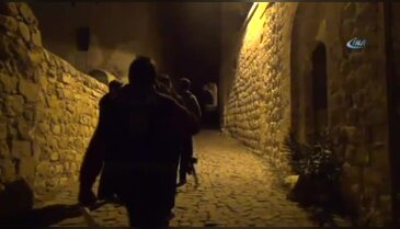 Çocuk gelini kurtarmak için film gibi operasyon