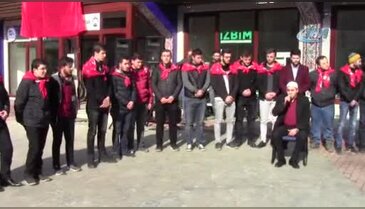 Bursa'da kınalı kuzular birliklerine zeytin dalı ile uğurlandı!