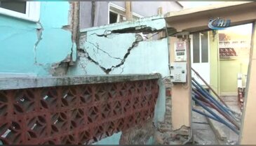 Bursa'da mahalledeki korkunç çatlaklıklar gün ağarınca ortaya çıktı