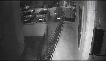 İş adamının aracına kurşun yağmuru