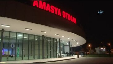 Otogar içindeki düğün salonu şaşırtıyor
