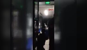 Soyguncular çalışanları rehin aldı