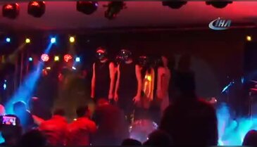 Bursa'da zirvede Hande Yener rüzgarı esti
