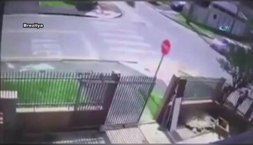 Kavşakta feci kaza kamerada!