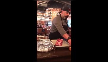 Nusret'e özenen Erdal Şef restoranı karıştırdı!