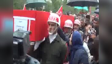 Hataylı Afrin şehidini binler uğurladı